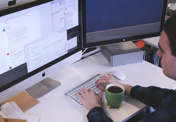 dual monitor setup, gaming station ideas, desk space optimization, monitor mount solutions, gaming desk design, dual monitor stand, small desk gaming setup, minimalist gaming station, ergonomic gaming desk, setup tutorial